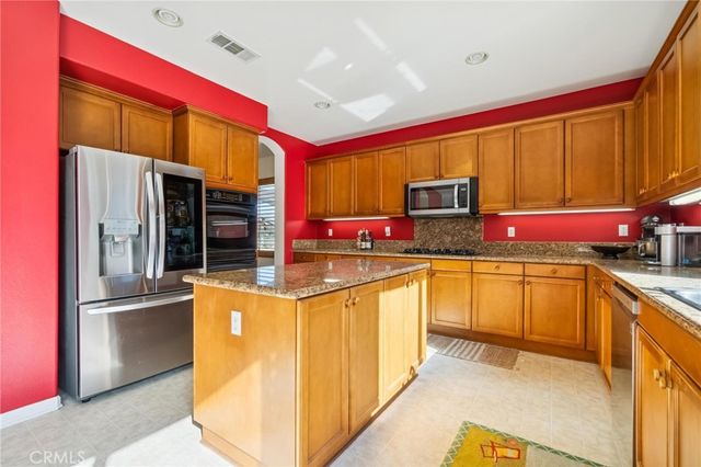 30012 Valley Glen Street, Castaic, CA 91384