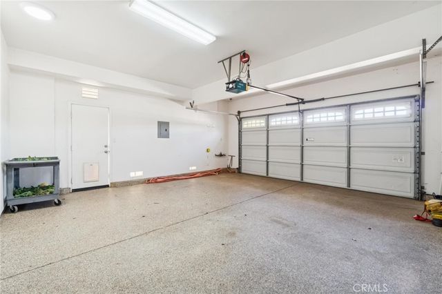 30012 Valley Glen Street, Castaic, CA 91384