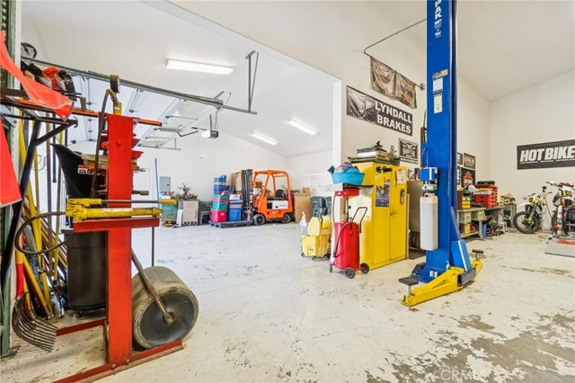 30012 Valley Glen Street, Castaic, CA 91384