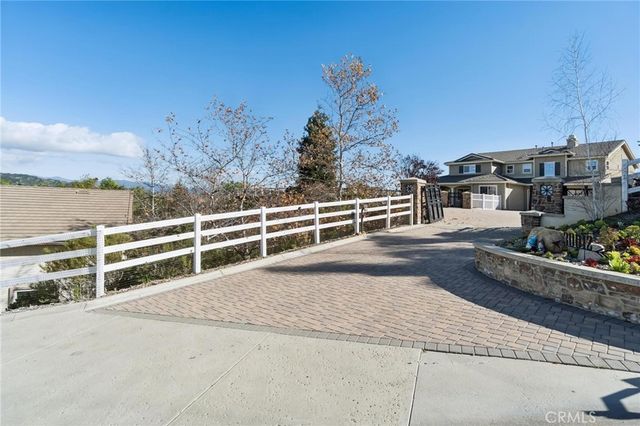 30012 Valley Glen Street, Castaic, CA 91384