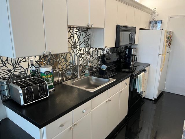 100 Lincoln Rd 1007, Miami Beach, FL 33139