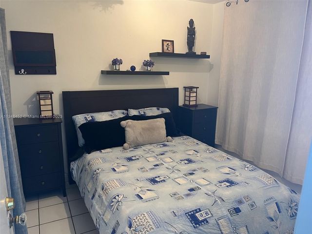 100 Lincoln Rd 1007, Miami Beach, FL 33139