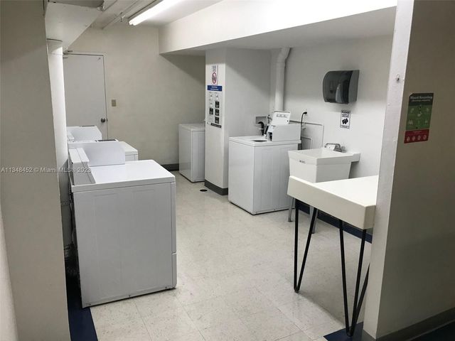 100 Lincoln Rd 1007, Miami Beach, FL 33139