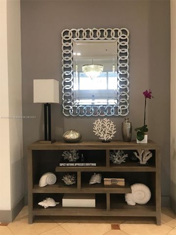 100 Lincoln Rd 1007, Miami Beach, FL 33139