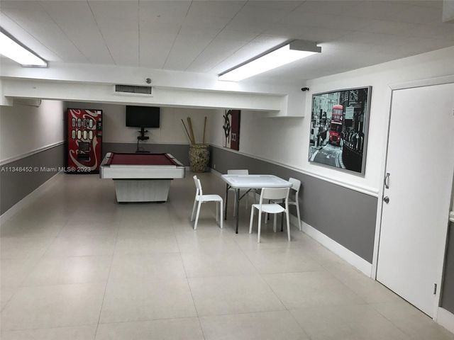 100 Lincoln Rd 1007, Miami Beach, FL 33139