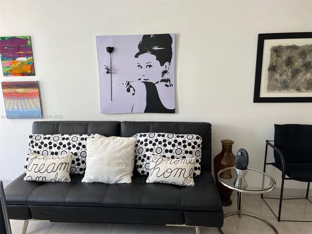 100 Lincoln Rd 1007, Miami Beach, FL 33139