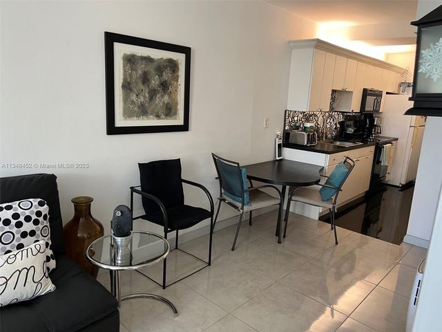 100 Lincoln Rd 1007, Miami Beach, FL 33139