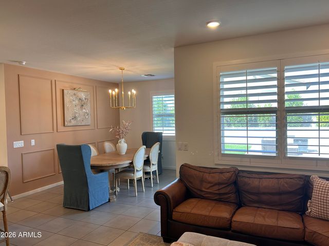 16004 W GRAY FOX Trail, Surprise, AZ 85378