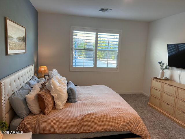 16004 W GRAY FOX Trail, Surprise, AZ 85378