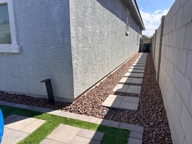 16004 W GRAY FOX Trail, Surprise, AZ 85378