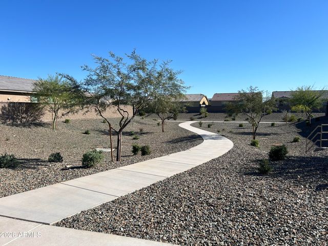 16004 W GRAY FOX Trail, Surprise, AZ 85378