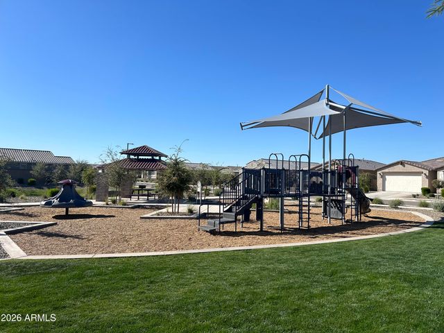 16004 W GRAY FOX Trail, Surprise, AZ 85378