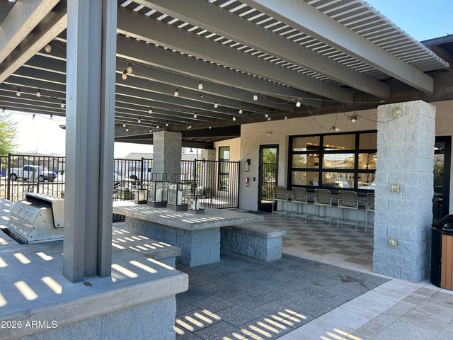 16004 W GRAY FOX Trail, Surprise, AZ 85378