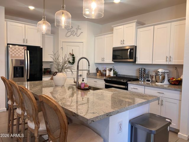 16004 W GRAY FOX Trail, Surprise, AZ 85378