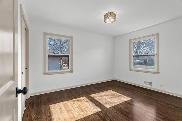 7520 Lewis Avenue, Raytown, MO 64138