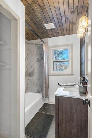 7520 Lewis Avenue, Raytown, MO 64138