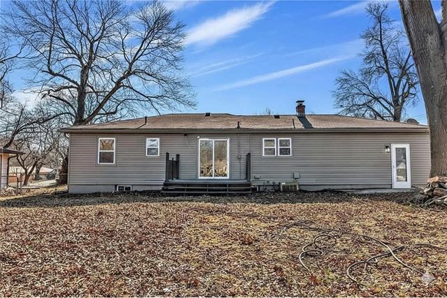 7520 Lewis Avenue, Raytown, MO 64138