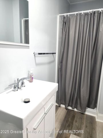 947 Catholic Church Road, Leslie, MI 49251