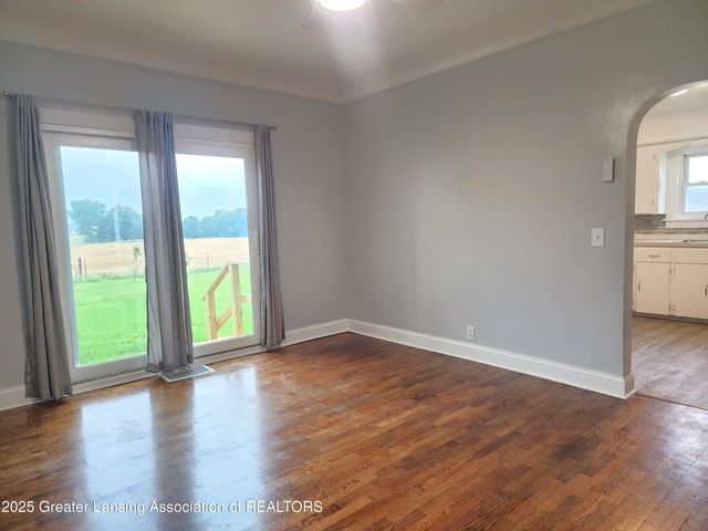 947 Catholic Church Road, Leslie, MI 49251