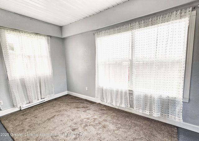 947 Catholic Church Road, Leslie, MI 49251