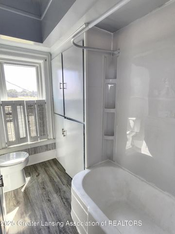 947 Catholic Church Road, Leslie, MI 49251