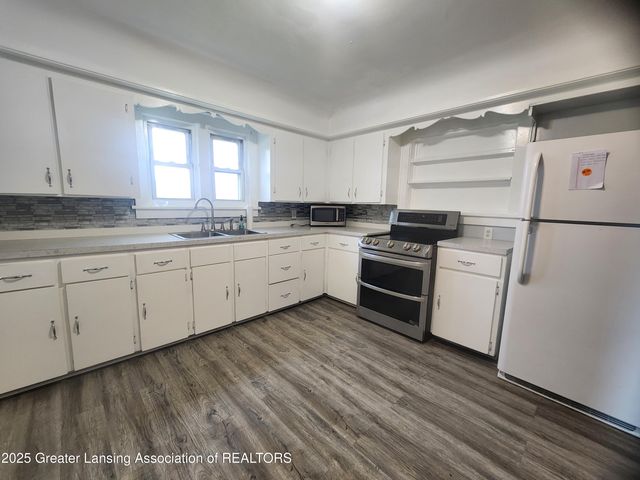 947 Catholic Church Road, Leslie, MI 49251