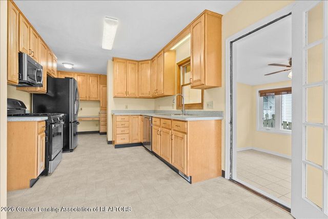 820 Chittenden Drive, East Lansing, MI 48823
