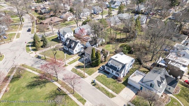820 Chittenden Drive, East Lansing, MI 48823