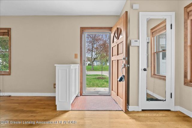 820 Chittenden Drive, East Lansing, MI 48823