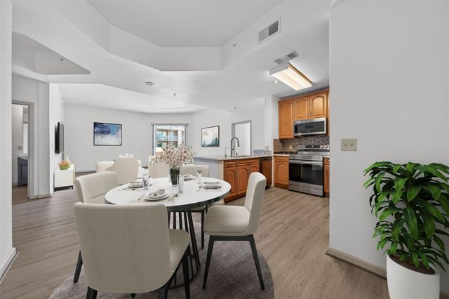 3505 Sage Road 314, Houston, TX 77056