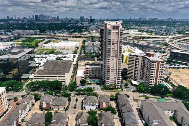3505 Sage Road 314, Houston, TX 77056