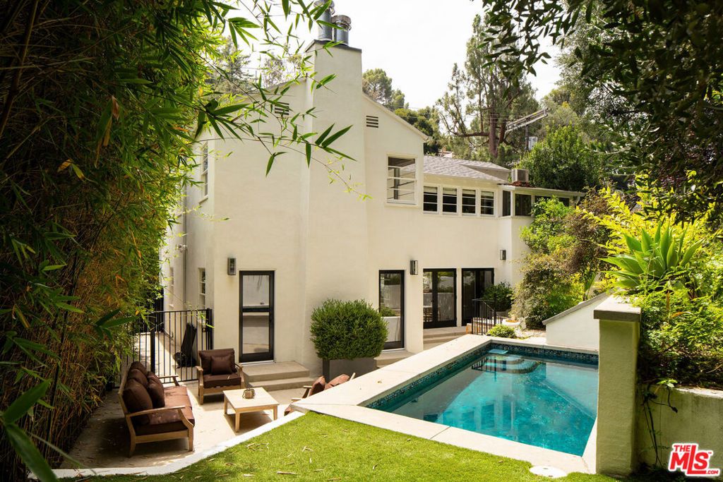 2845 N Beachwood Drive, Los Angeles, CA 90068 — exterior