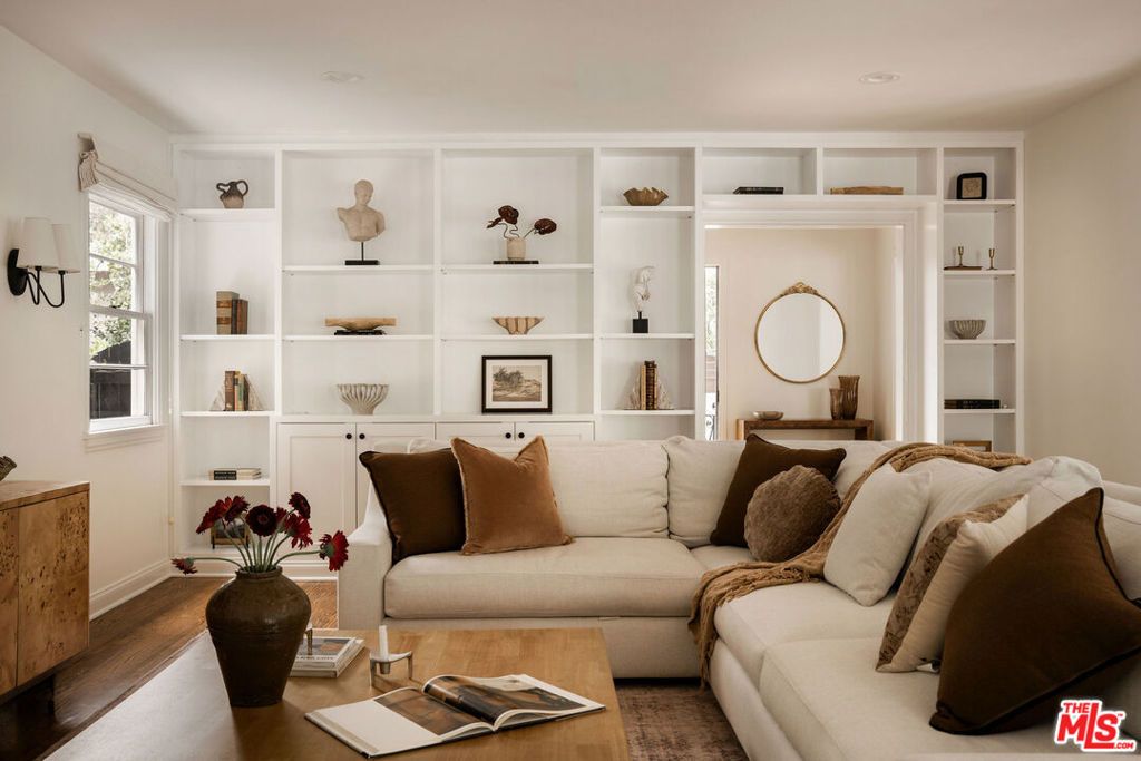 2845 N Beachwood Drive, Los Angeles, CA 90068 — photo 3