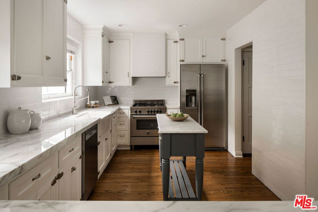 2845 N Beachwood Drive, Los Angeles, CA 90068 — photo 5