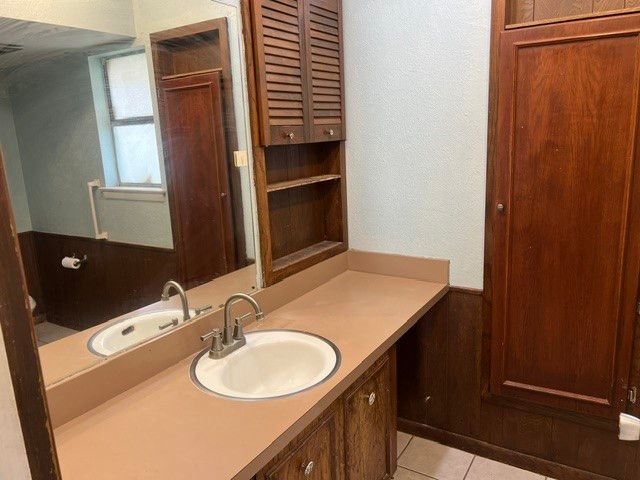 3810 Crater Lake Court, Irving, TX 75062