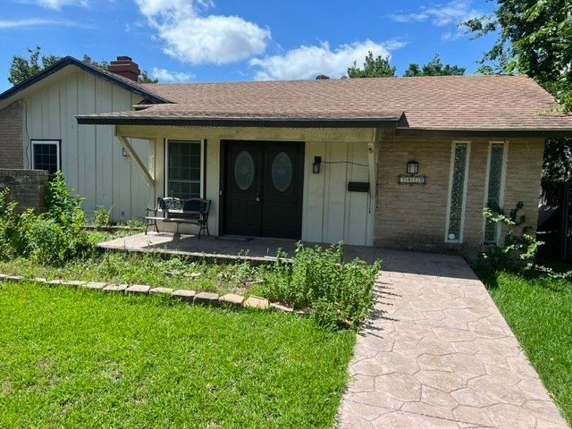 3810 Crater Lake Court, Irving, TX 75062