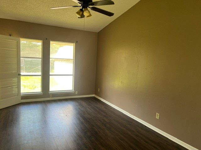 3810 Crater Lake Court, Irving, TX 75062