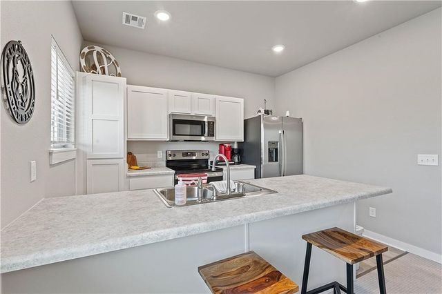 293 W Ash Street, Fayetteville, AR 72703