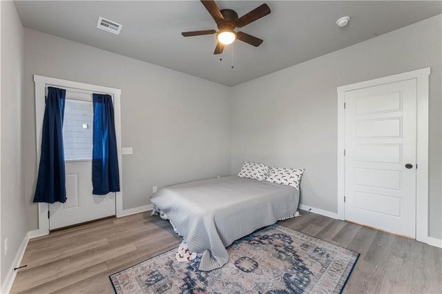 293 W Ash Street, Fayetteville, AR 72703