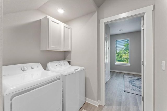 293 W Ash Street, Fayetteville, AR 72703