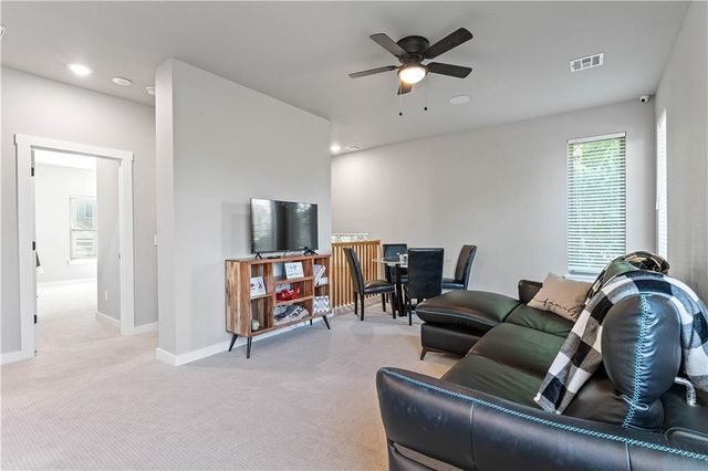 293 W Ash Street, Fayetteville, AR 72703