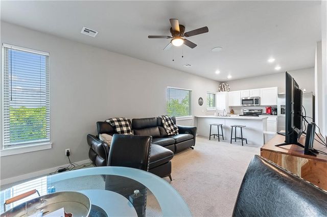 293 W Ash Street, Fayetteville, AR 72703