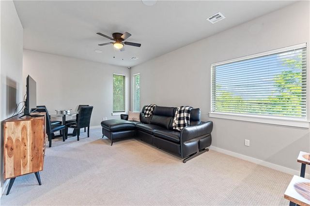 293 W Ash Street, Fayetteville, AR 72703