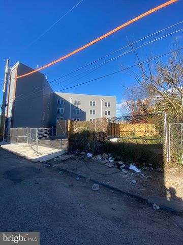 2444 N LEE ST, Philadelphia, PA 19125