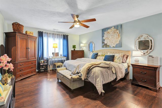 22818 Thadds Trail, Spring, TX 77373