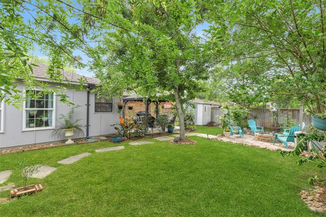 22818 Thadds Trail, Spring, TX 77373
