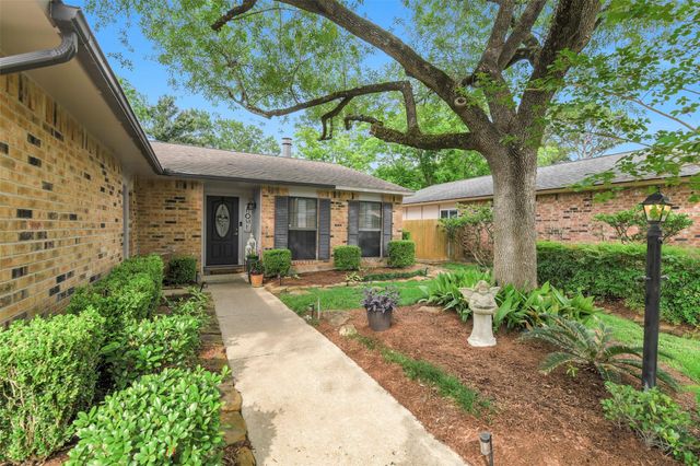 22818 Thadds Trail, Spring, TX 77373