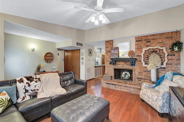 22818 Thadds Trail, Spring, TX 77373