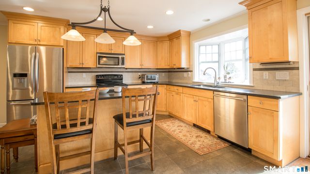 575 Church Hill Road, Fairfield, CT 06825