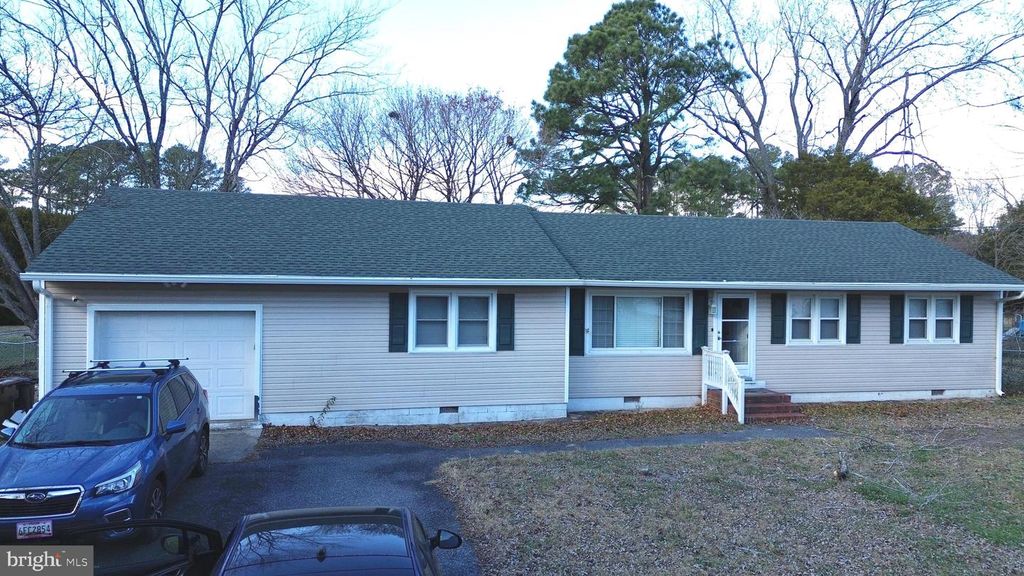 104 WALDEN DR, Fruitland, MD 21826